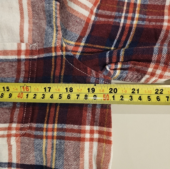 Gap Womans Small Red/White Flannel Button Down Shirt - Picture 5 of 6